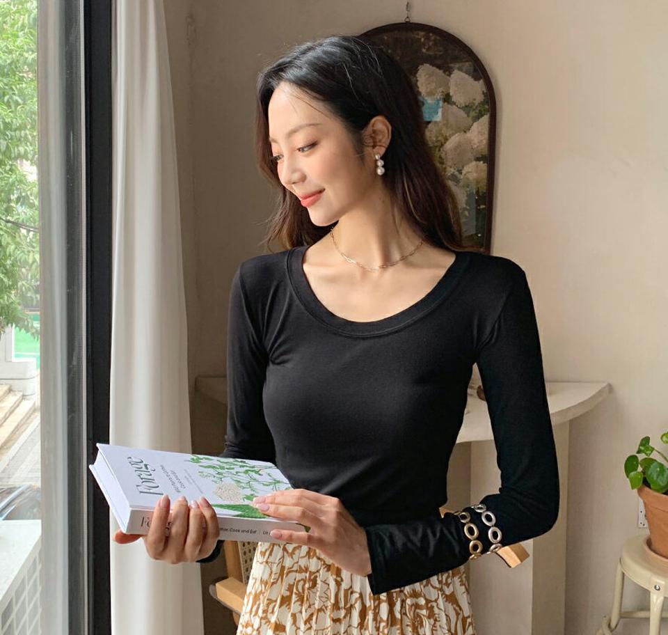 ラウンドネック長袖Tシャツ・全4色・t62668 レディース 【tops】韓国ファッション トップス Tシャツ 長袖 ラウンドネック シンプル ベーシック デイリー カジュアル 無地 細身 フェミニン 秋 春