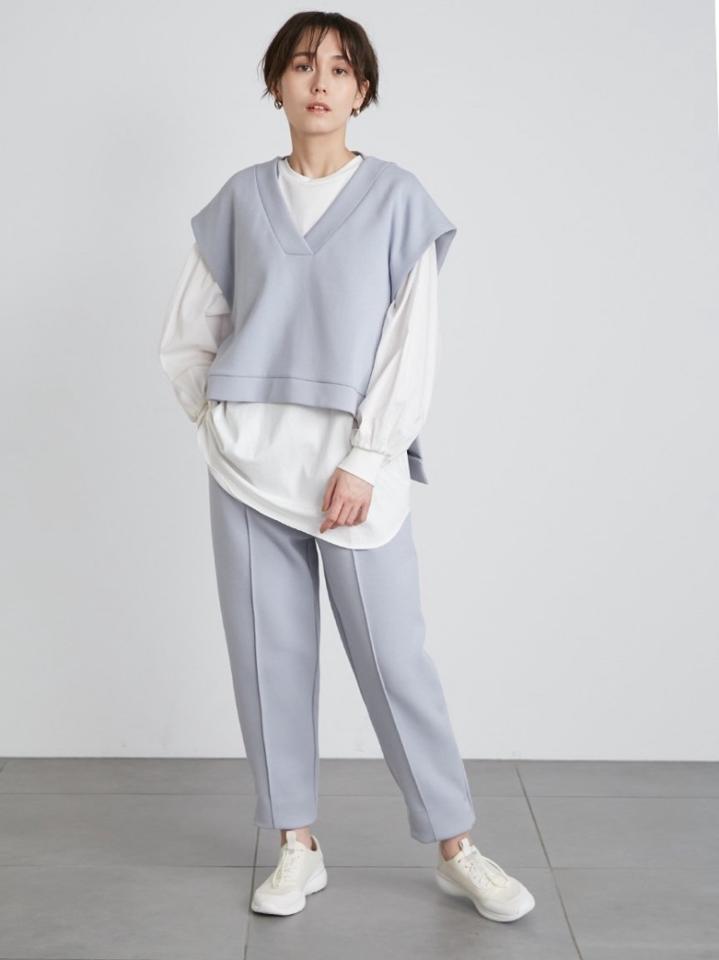 【emmi atelier】AYA KANEKOコラボecoダンボールベスト