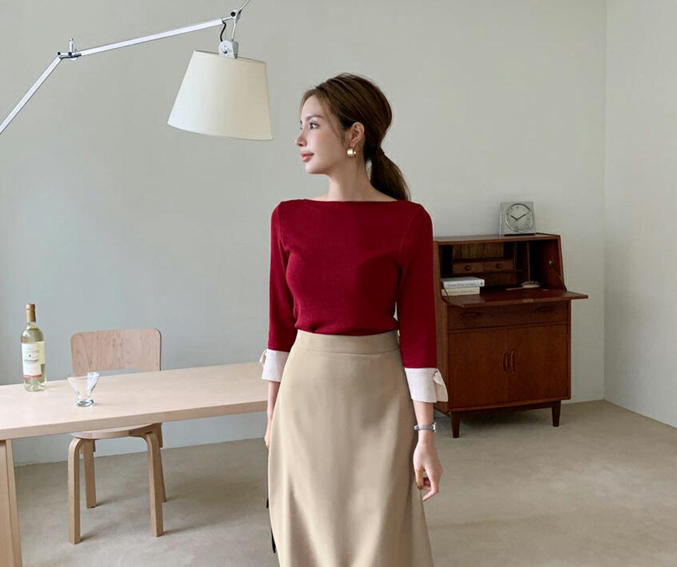 ボートネックフェイクパールスリーブニット・全5色・b69848 レディース 【tops】トップス ニット 年上 七分丈 七分袖 7分丈 7分袖 ボートネック パールボタン モダン 大人 カラーニット 高級感 クリスマス 赤 春 秋 韓国ファッション HIHOLLI