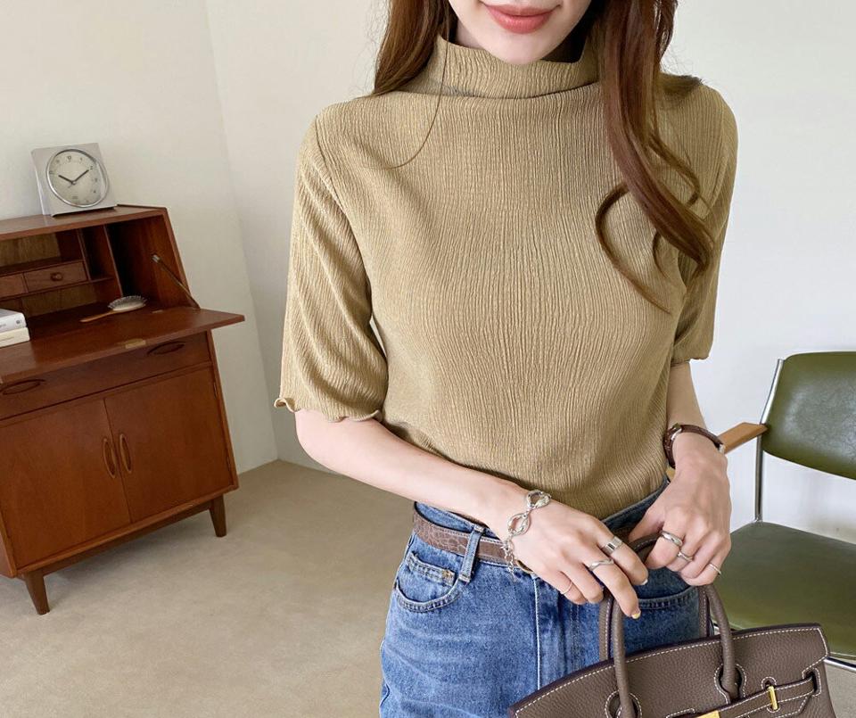 ハーフネックメロウブラウス・全3色・t69849 レディース 【bl】トップス ブラウス 半袖 ハーフスリーブ メロウ ウェーブ ハーフネック 単色 無地 シンプル 上品 大人 春 夏 秋 韓国 ファッション ハイホリHIHOLLI