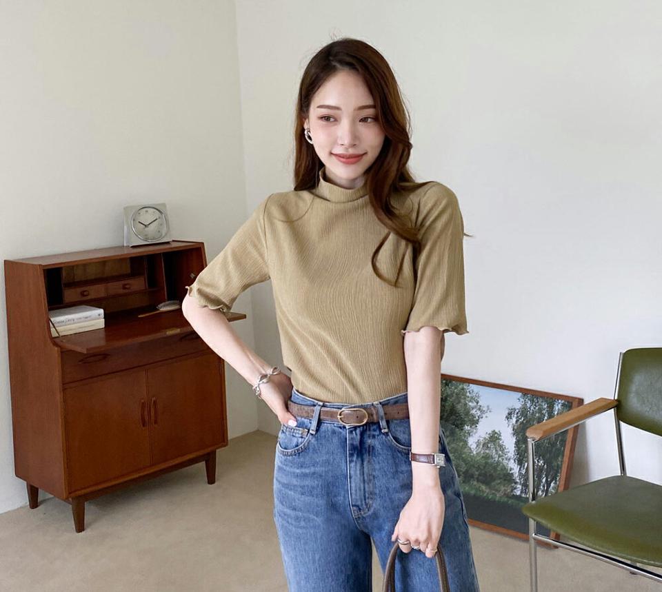 ハーフネックメロウブラウス・全3色・t69849 レディース 【bl】トップス ブラウス 半袖 ハーフスリーブ メロウ ウェーブ ハーフネック 単色 無地 シンプル 上品 大人 春 夏 秋 韓国 ファッション ハイホリHIHOLLI