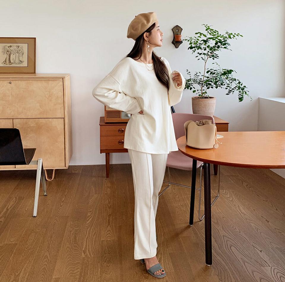 即日配送 2WAYスウェット&ウエストゴムフレアパンツSET・全3色・t65853 レディース 【pt】韓国ファッション ボトムス ロング ロングパンツ フレアパンツ セット スウェット ワンマイルウェア ラウンドネック 2WAY ゴム フェミニン カジュアル 体型カバー 足長 美脚 秋 春