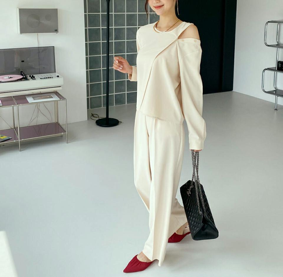 2WAYボタンブラウス&タックワイドスラックスSET・全2色・t65856 レディース 【pt】韓国 ファッション ボトムス ロング ロングパンツ スラックスパンツ スラックス セット ブラウス 2WAY ハイウエスト ロング丈 体型カバー 足長 美脚 秋 春