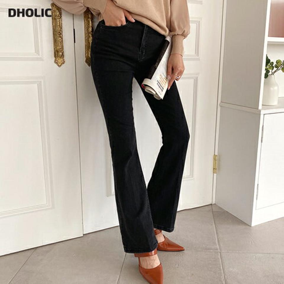 フレアブラックデニムパンツ・全1色・t65840 レディース 【pt】韓国ファッション ボトムス ロング ロングパンツ デニム フレア ボタン モダン ブラック コインポケット スリム 体型もカバー デイリー 美脚 足長 着痩せ シンプル 秋 春
