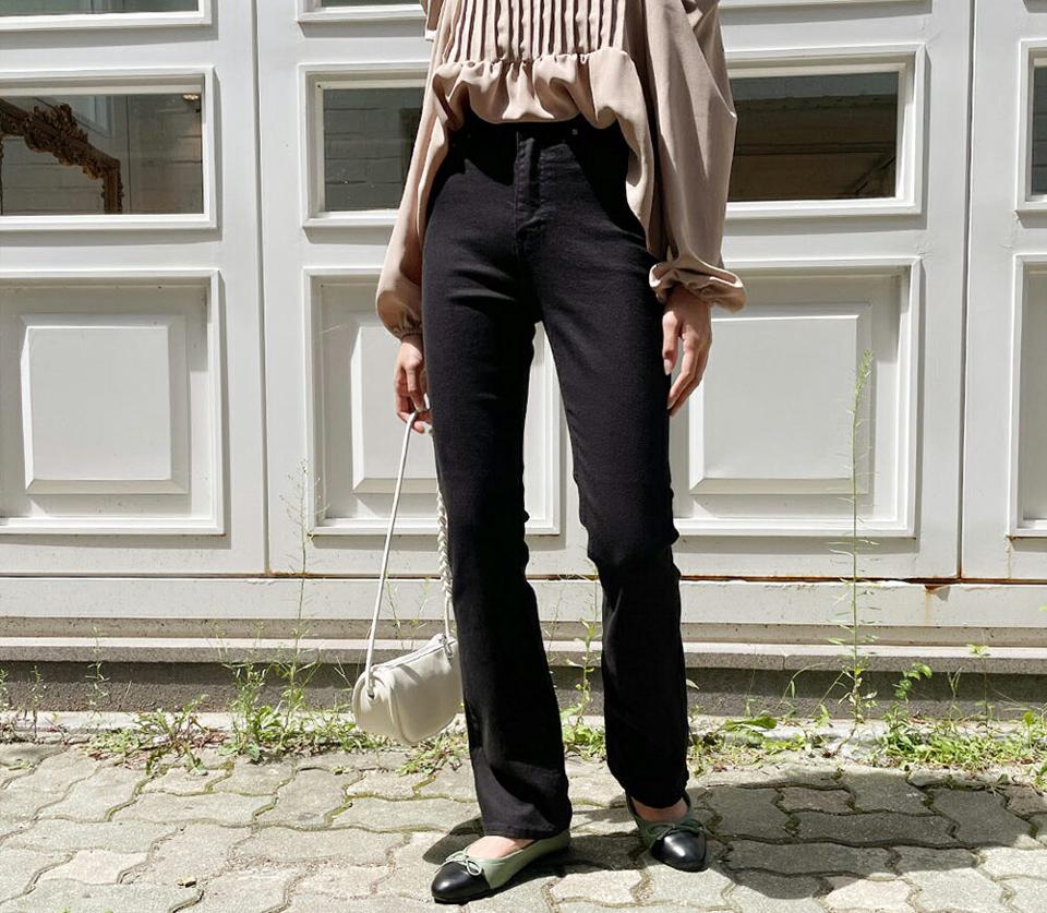 セミフレアパンツ・全2色・t00662 レディース 【pt】韓国ファッション ボトムス パンツ ロング ロングパンツ フレアパンツ フレア ゴム ポケット ベーシック 美脚 足長 細身 着痩せ 体型カバー フェミニン 春 秋 NIJU