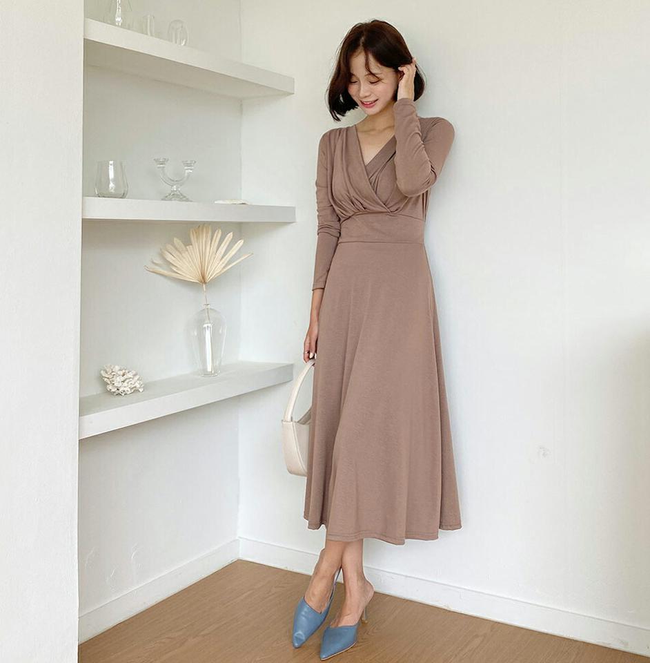 ≪人気商品再入荷≫カシュクールロングワンピース・全3色・b64684 レディース 【ops】韓国ファッション ワンピース ロング丈 大人 Vネック ロング丈 リボン カシュクール ギャザー 長袖 Aライン フェミニン 高見え 秋 春
