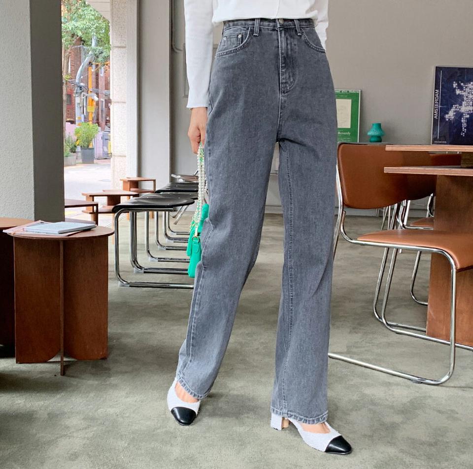 ハイウエストストレートデニムパンツ・全2色・t64701 レディース 【pt】韓国ファッション ボトムス ロング ロングパンツ デニム ストレート ハイウエスト デイリー ワイド ボタン コインポケット 体型もカバー 美脚 足長 着痩せ シンプル 秋 春