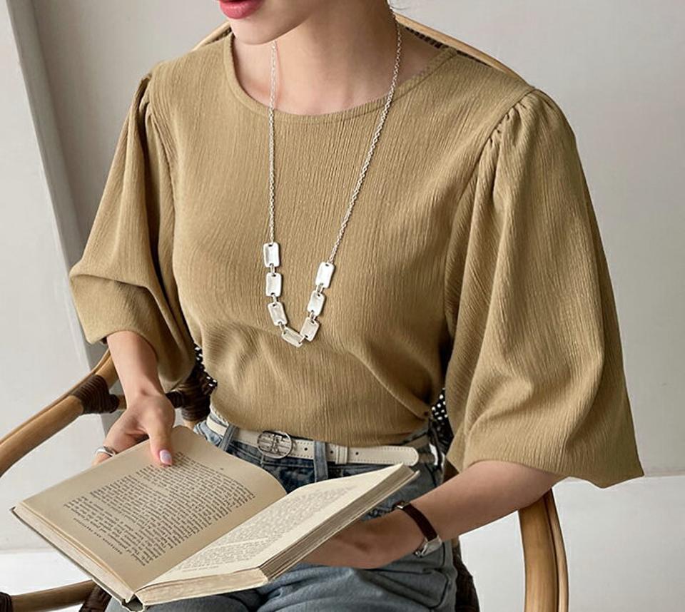 ラウンドバルーンブラウス・全3色・b00230 レディース 【bl】トップス ブラウス 七分丈 七分袖 7分丈 7分袖 バルーンスリーブ リンクル 単色 シンプル ゆったり 二の腕カバー 春 秋 韓国ファッション ハイホリHIHOLLI