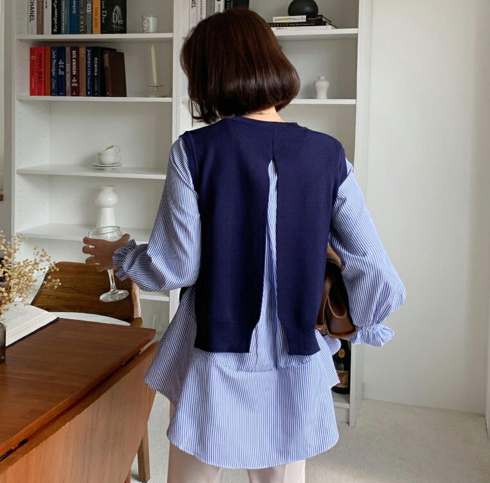 ニットベスト&ストライプブラウスSET・全2色・b62722 レディース 【bl】韓国ファッション トップス ブラウス 長袖 大人 ルーズ ゆったり ストライプ ベスト レイヤード風 異素材 アンバランス フレア ラウンドネック カジュアル 秋 春 年上