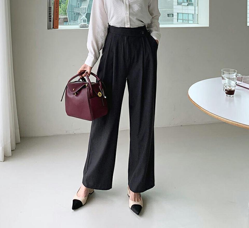 ダイアゴナルボタンワイドスラックス・全3色・t69826 レディース 【pt】パンツ ズボン ロングパンツ スラックス ワイド ダイアゴナル 単色 無地 シンプル ベーシック 大人 オフィスカジュアル 春 夏 秋 韓国ファッション ハイホリHIHOLLI