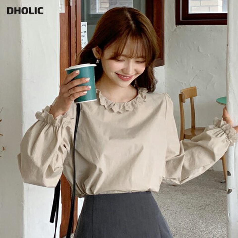 レースディテールブラウス・全2色・b00717 レディース 【bl】韓国ファッション トップス ブラウス 長袖 シンプル ラブリー アイレットレース レース 楽ちん ゴム ラウンドカット ギャザー フェミニン 上品 体型カバー 細身 春 秋 NIJU