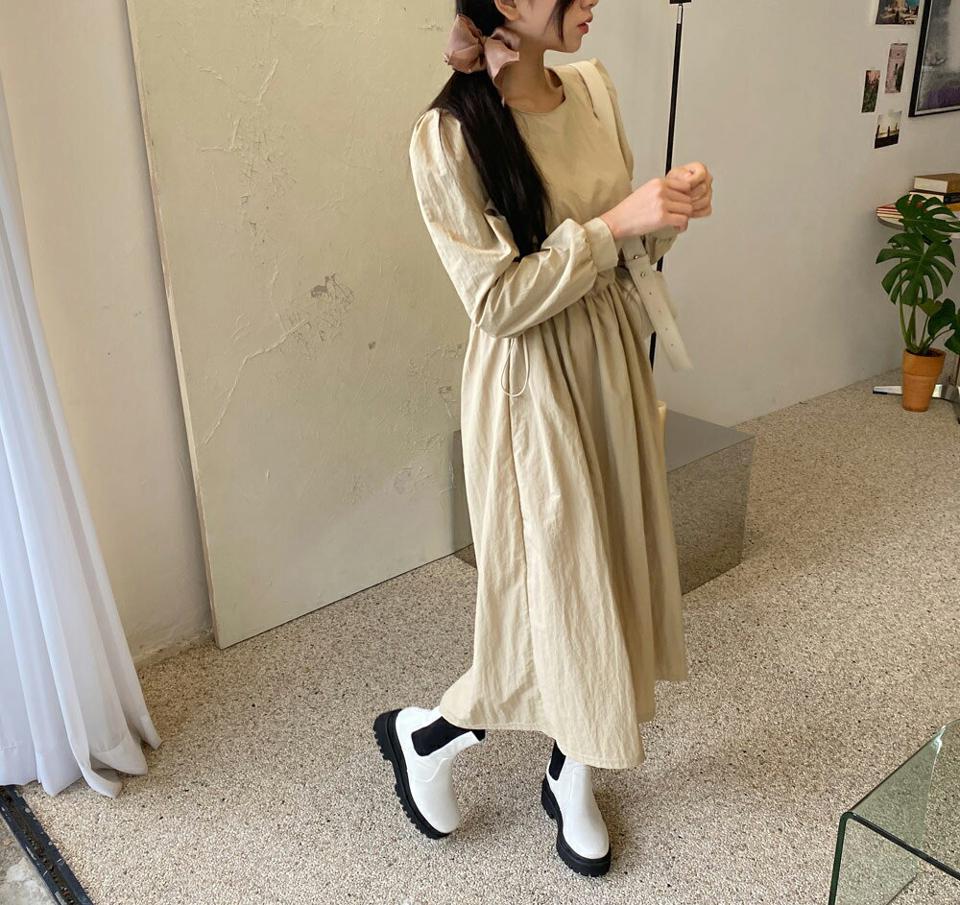 ストリングロングワンピース・全3色・t00742 レディース 【ops】韓国 ファッション ワンピース ロング ロングワンピース 長袖 フィット ストリング ナイロン Aライン ラウンドネック タック フレア スリム 楽ちん 体型カバー 春 秋 NIJU