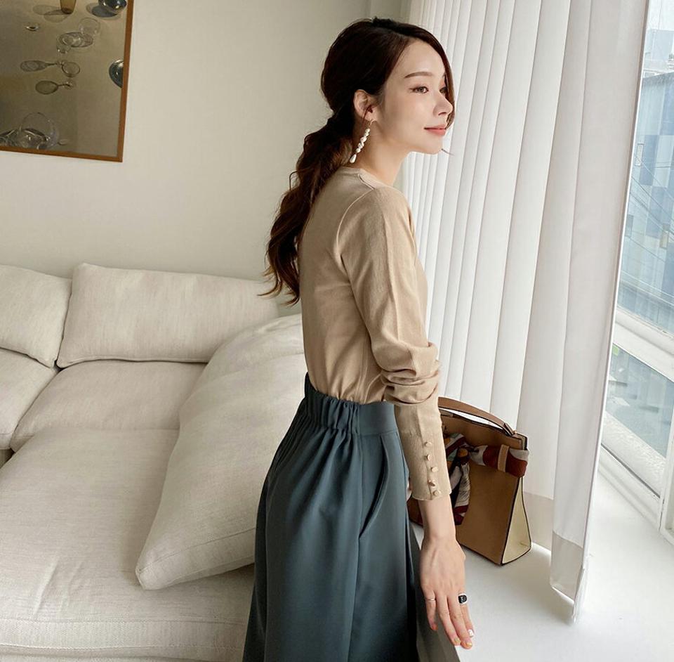 Vネックボタンスリーブニット・全5色・b69967 レディース 【tops】トップス ニット 長袖 Vネック ボタンスリーブ 大人 シンプル 単色 春 秋 韓国ファッション ハイホリHIHOLLI