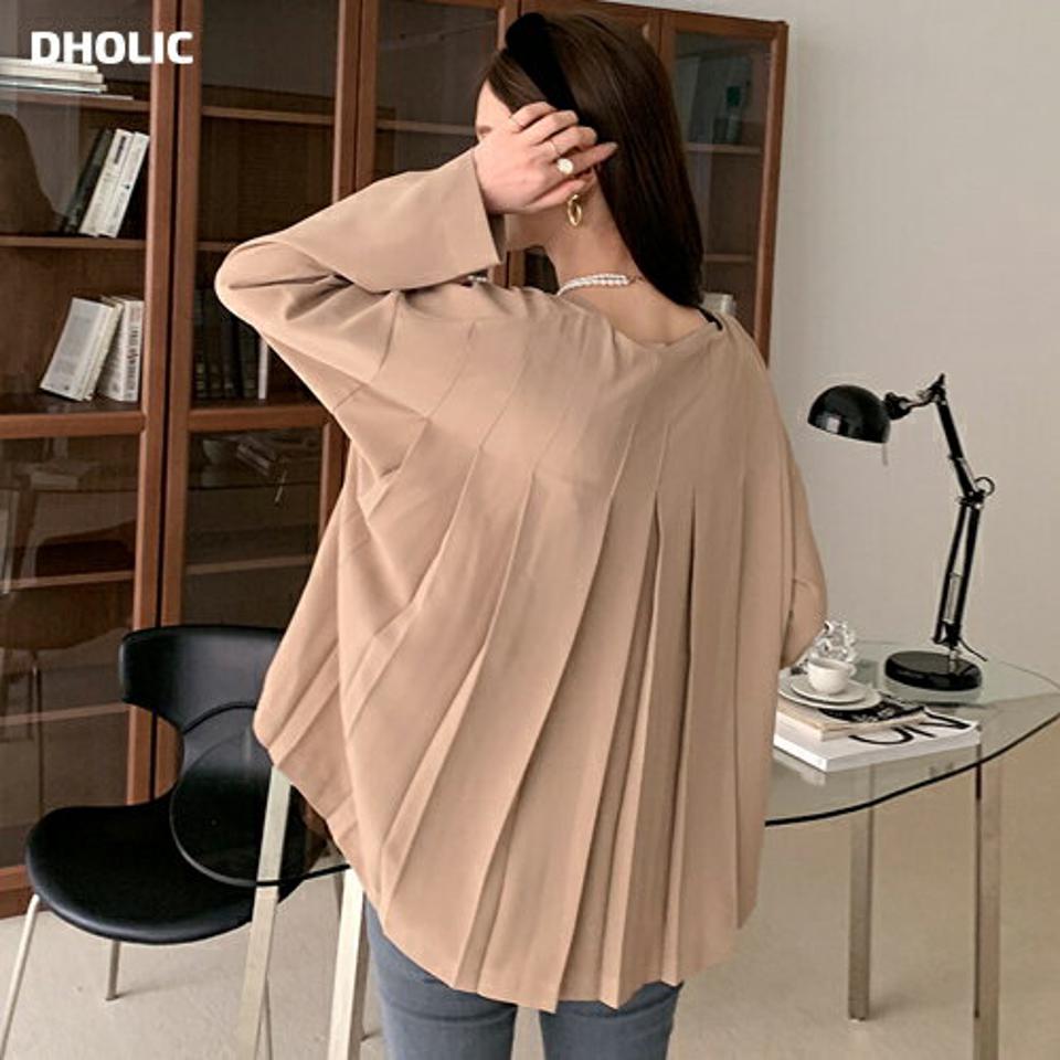 バックプリーツブラウス・全2色・b69972 レディース 【bl】トップス ブラウス 長袖 バックプリーツ 単色 無地 シンプル フェミニン アンバランス 春 秋 韓国 ファッション ハイホリHIHOLLI