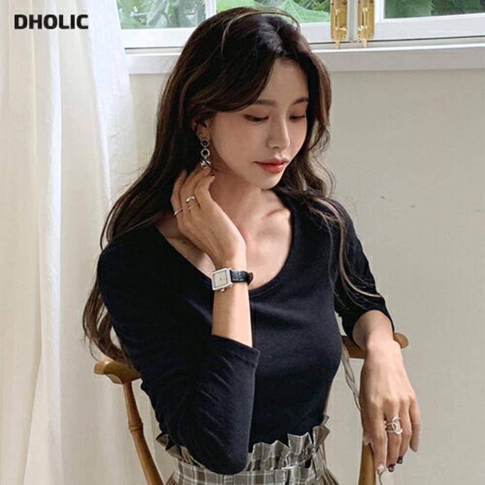 Uネック長袖Tシャツ・全5色・t65857 レディース 【tops】韓国ファッション トップス Tシャツ 長袖 Uネック シンプル スリム フィット クロップド丈 ベーシック デイリー 無地 フェミニン 秋 春