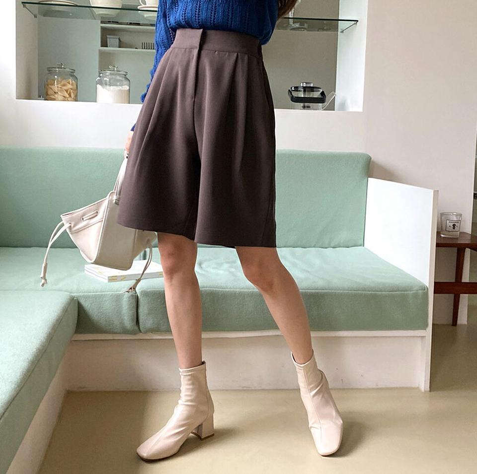 ツータックハーフパンツ・全3色・t58085 レディース 【pt】韓国 ファッション ボトムス ショート ショートパンツ ベーシック 美脚 ハーフパンツ ワイド ポケット スラックス風 スリム ゴム タック 体型カーバー 細身 足長 着痩せ 秋 春