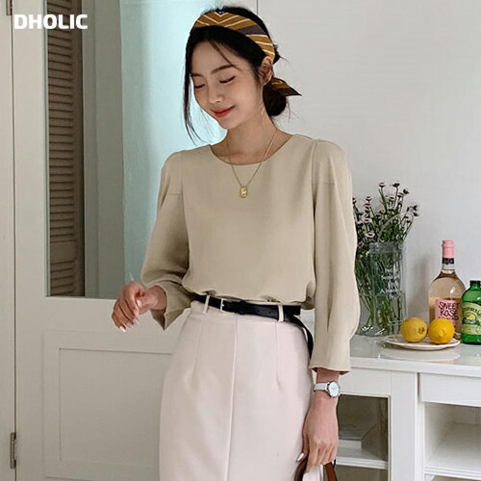 バックリボンパフスリーブブラウス・全3色・b62791 レディース 【bl】韓国ファッション トップス ブラウス 長袖 大人 ラウンドネック リボン パフスリーブ 上品 シンプル フェミニン ガーリー カジュアル 体型カバー 秋 春