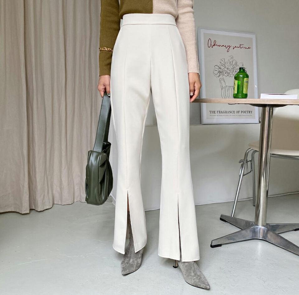 スリットスリムスラックス・全3色・t62795 レディース 【pt】韓国ファッション ボトムス ロング ロングパンツ スラックスパンツ スラックス スリット スリム タック フレア ポケット オフィス デイリー 足長 美脚 秋 春