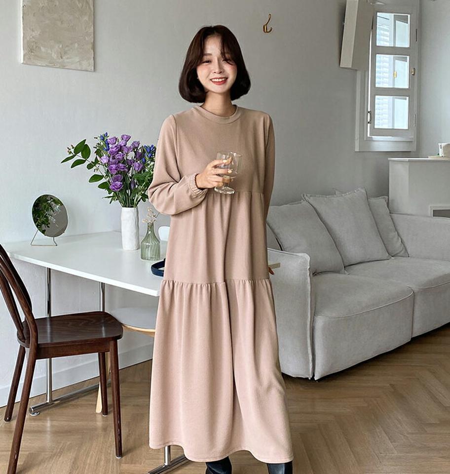 ティアードロングワンピース・全4色・b62734 レディース 【ops】韓国ファッション ワンピース ロングワンピース 大人 ティアード ワンマイルウェア ロング丈 Aライン 長袖 ゴム ルーズ ガーリー シンプル フェミニン 体型カバー 秋 春