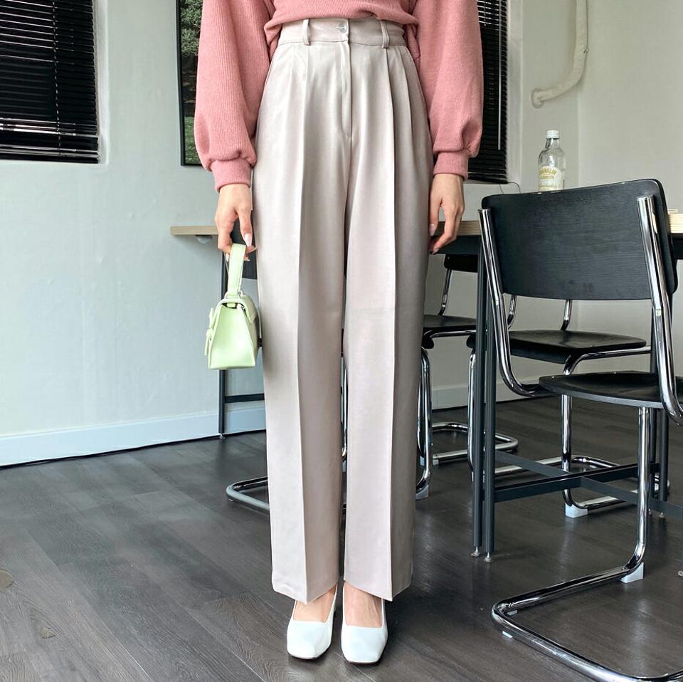 ツータックワイドスラックス・全2色・t00805 レディース 【pt】韓国 ファッション ボトムス パンツ ロング ロングパンツ スラックスパンツ スラックス ツータック ロング丈 ベーシック 美脚 足長 細身 着痩せ 体型カーバー シンプル 春 秋 NIJU