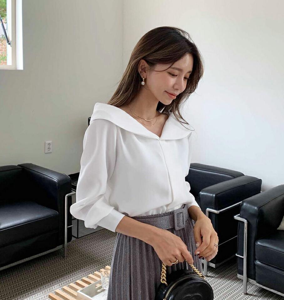 ビッグカラーブラウス・全3色・b64836 レディース 【bl】韓国ファッション トップス ブラウス 長袖 大人 ビッグカラー 上品 タック シルキー カフス シンプル フェミニン カジュアル 体型カバー 小顔 鎖骨 秋 春