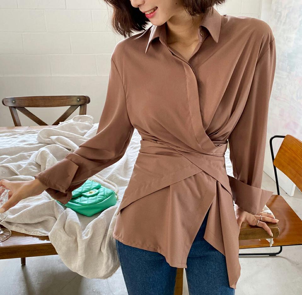 3WAYサイドスリットボタンシャツ・全4色・b64832 レディース 【bl】韓国ファッション トップス シャツ 長袖 カラーネック 3WAY スリット フライフロント ボタン アンバランス シルキー シンプル ベーシック インしない 上品 フェミニン 秋 春