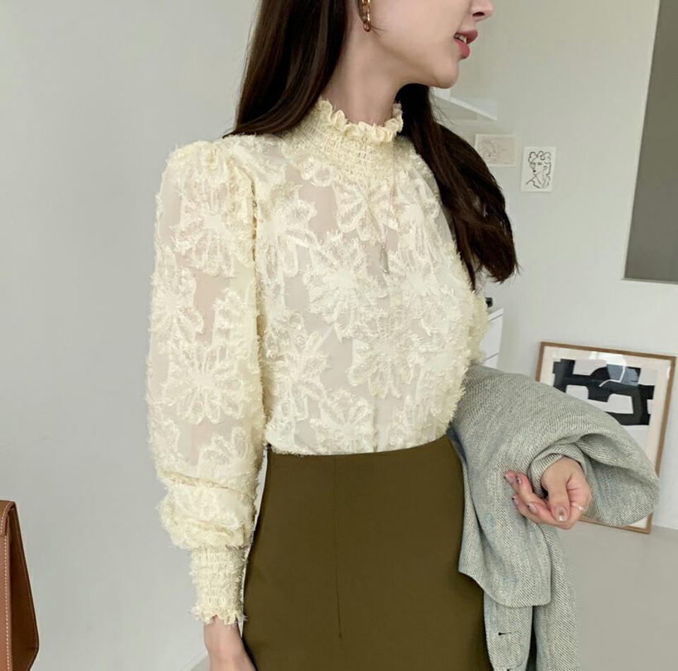 シャーリングテクスチャーブラウス・全3色・b00298 レディース 【bl】トップス ブラウス 長袖 シャーリング ハイネック 襟コン フェミニン 上品 雰囲気 ハーフネック 春 秋 もこもこ ふわふわ 韓国ファッション ハイホリHIHOLLI