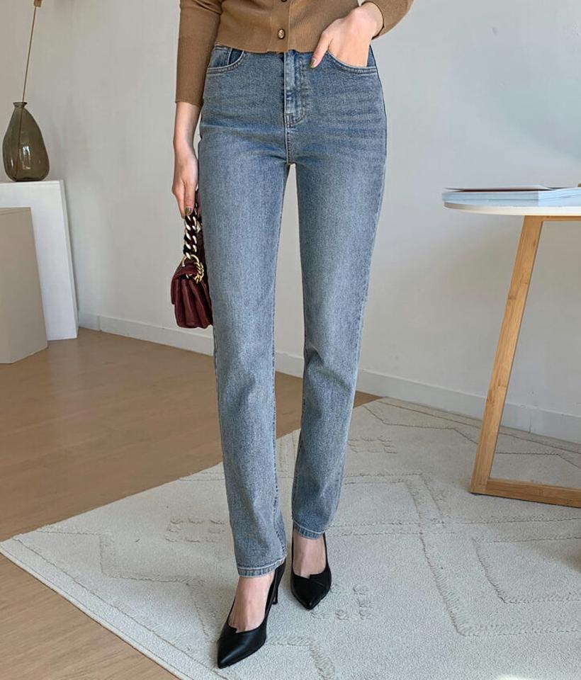 ウォッシングデニムパンツ・全1色・t70114 レディース 【pt】 ボトムス ロング ロングパンツ ベーシック デニムパンツ デニム ストレート スリム 体型カバー 足長 着痩せ フィット タイト 春 秋 韓国ファッション ハイホリHIHOLLI