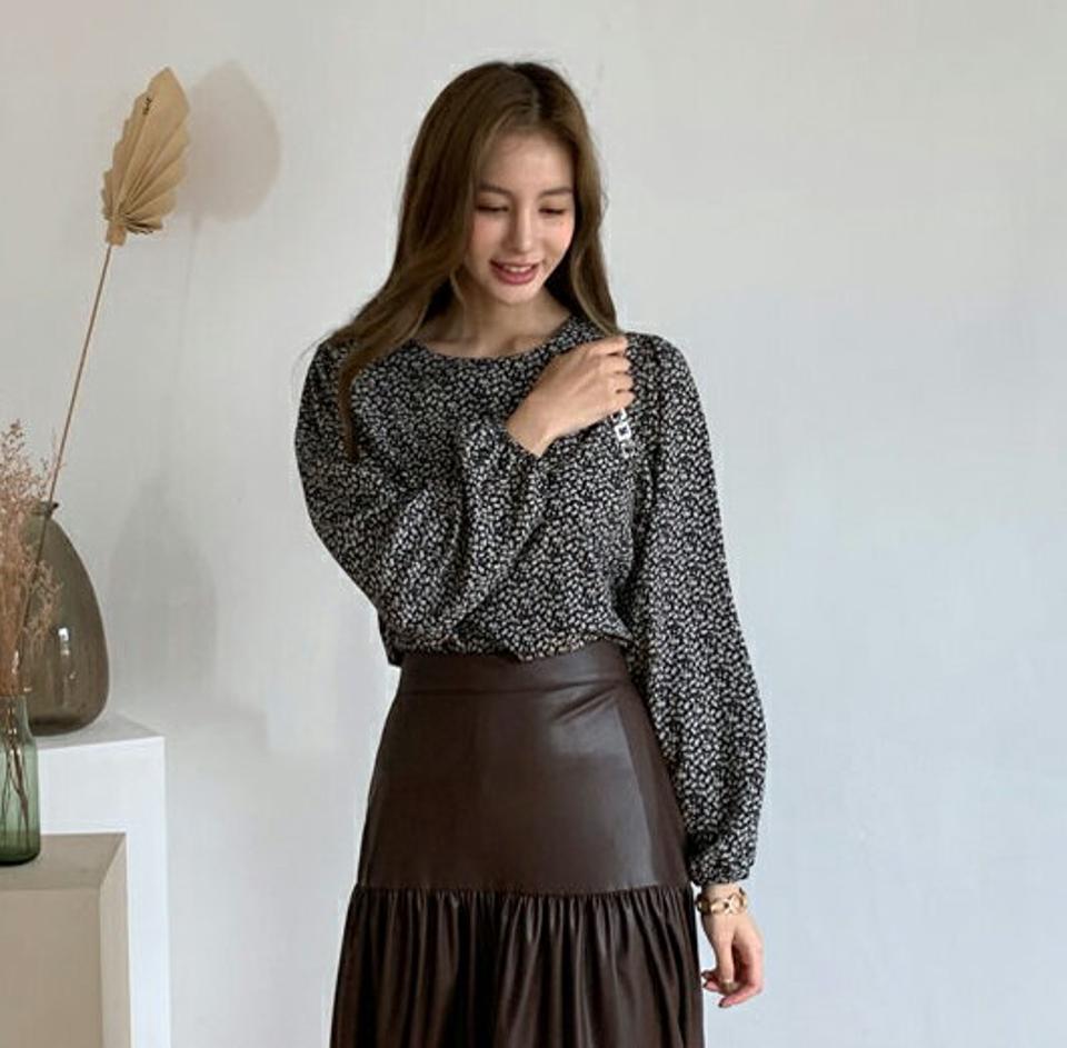 フローラルラウンドブラウス・全3色・t70079 レディース 【bl】 トップス ブラウス 長袖 大人 花柄 フローラル ラウンドネック 小花柄 上品 フェミニン カジュアル 春 秋 韓国 ファッション ハイホリHIHOLLI