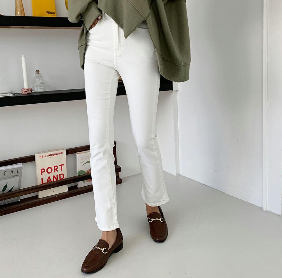 スリムセミフレアパンツ・全3色・t65500 レディース 【pt】韓国ファッション ボトムス ロング ロングパンツ スリム セミフレアパンツ 伸縮性 体型カバー ポケット シンプル ボタン カジュアル デイリー 足長 美脚 フェミニン 秋 春