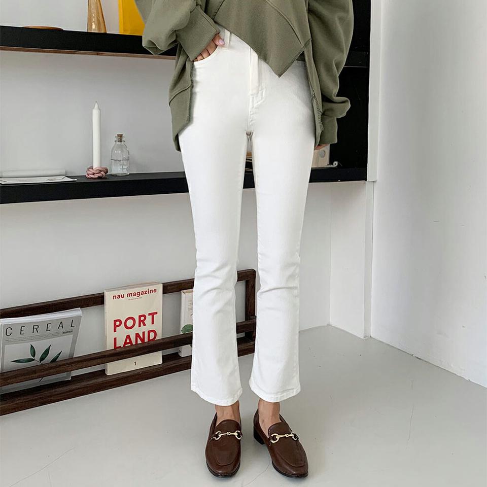 スリムセミフレアパンツ・全3色・t65500 レディース 【pt】韓国ファッション ボトムス ロング ロングパンツ スリム セミフレアパンツ 伸縮性 体型カバー ポケット シンプル ボタン カジュアル デイリー 足長 美脚 フェミニン 秋 春