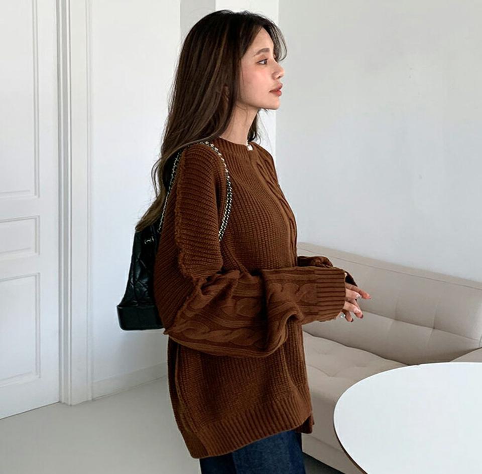 ハーフケーブルニット・全3色・a65485 レディース 【tops】韓国ファッション トップス ニット 大人 長袖 アンバランス シンプル カジュアル ケーブル編み ギャザー ルーズ ガーリー 体型カバー 細身 フェミニン 大きいサイズ 上品 秋 春