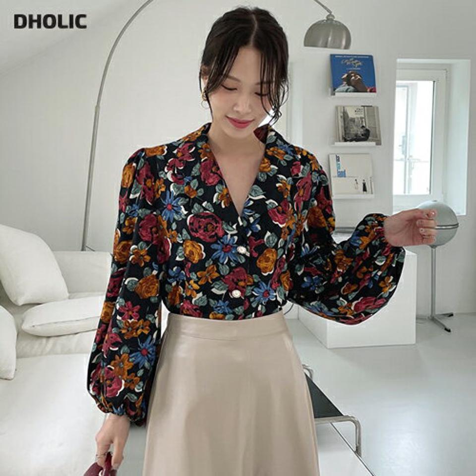 フラワーパフ開襟ブラウス・全2色・t70020 レディース 【bl】トップス 長袖 ブラウス パフスリーブ パフ袖 フェミニン 花柄 パールボタン 韓国ファッション ハイホリHIHOLLI