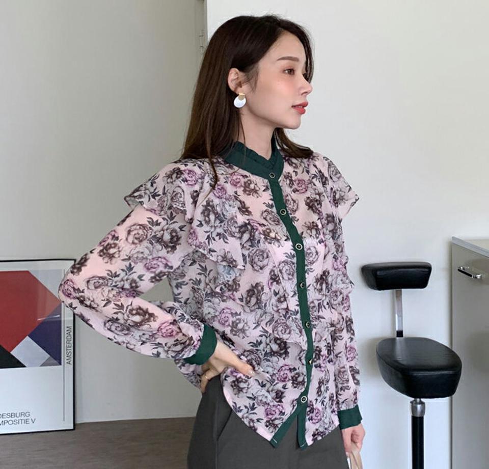 フラワーシフォンボタンブラウス・全2色・t70128 レディース 【bl】 トップス ブラウス 長袖 大人 ユニーク シフォン 花柄 フラワー パターン ハーフネック フェミニン カジュアル 上品 春 秋 韓国 ファッション ハイホリHIHOLLI