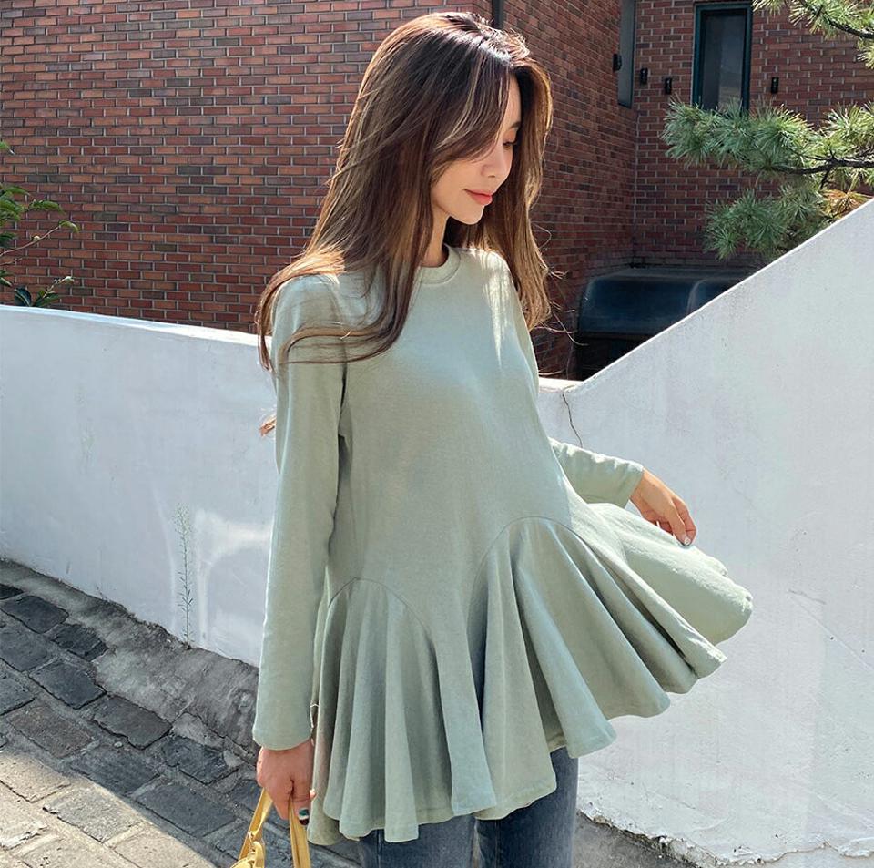 フレアラウンドネックTシャツ・全4色・t62828 レディース 【tops】韓国ファッション トップス Tシャツ 大人 長袖 ラウンドネック フレア 無地 シンプル カジュアル ルーズ ガーリー 体型カバー 細身 フェミニン 上品 デイリー 秋 春