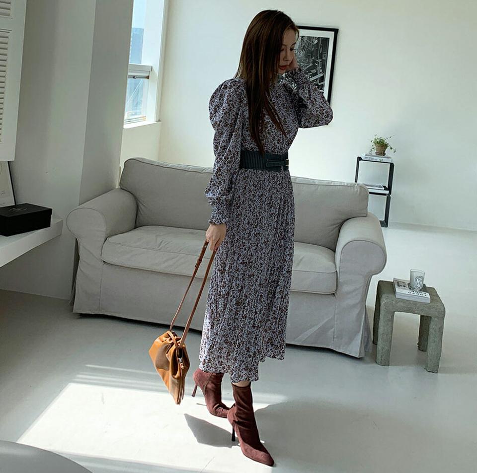 花柄シャーリングワンピース・全3色・b70174 レディース 【ops】 ワンピース ロングワンピース シャーリング 長袖 花柄 フェミニン Aライン ハーフネック フリル 春 秋 韓国ファッション ハイホリHIHOLLI