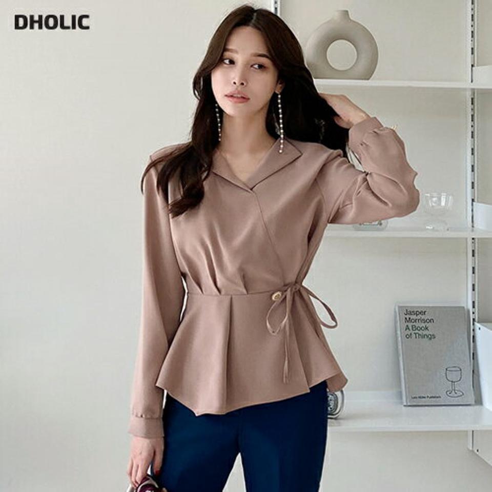 【15%OFF】ラップ風リボンカラーブラウス・全4色・t70171 レディース 【bl】 トップス ブラウス 長袖 大人 ユニーク リボン ラップ風 フェミニン カジュアル オープンカラーネック 上品 春 秋 韓国ファッション ハイホリHIHOLLI blセール