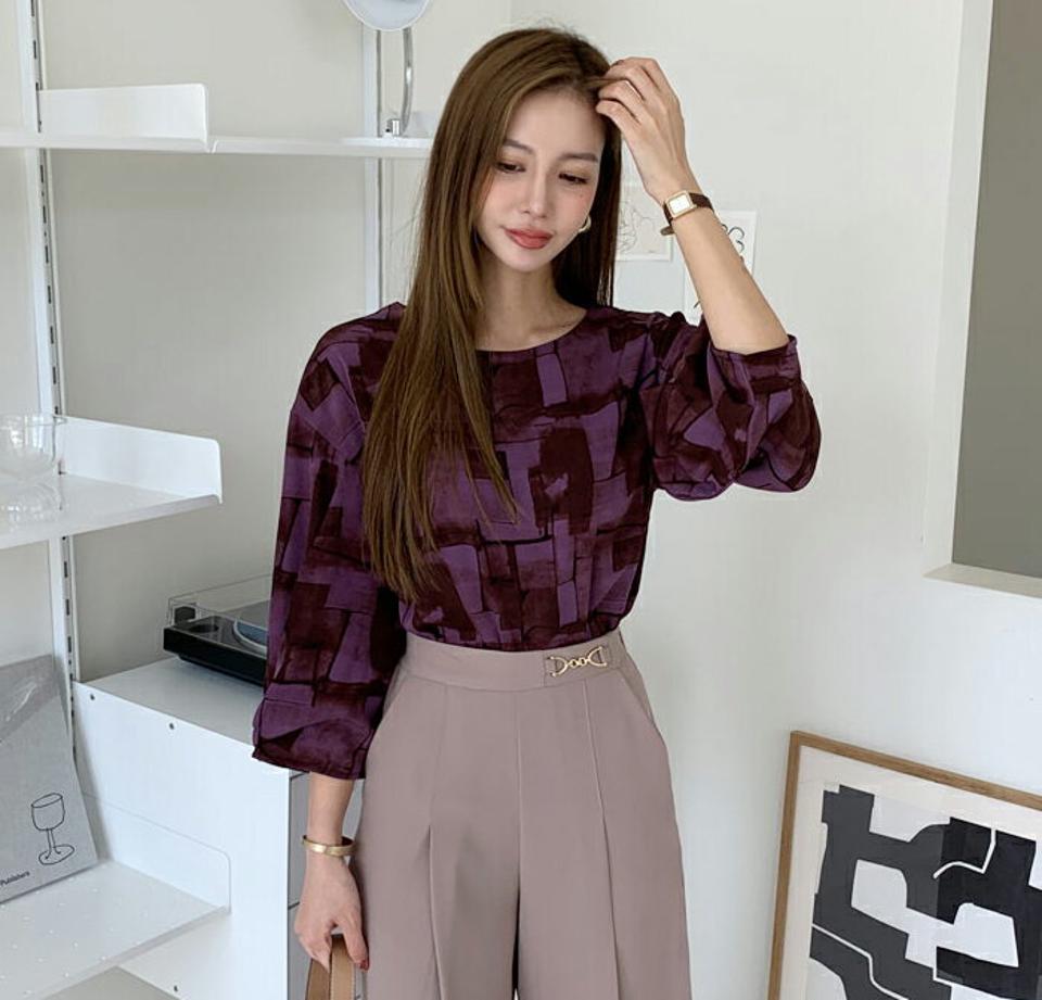 即日配送【只今30%OFF】タックスリーブパターンブラウス・全2色・t70168 レディース 【bl】 トップス ブラウス 長袖 大人 ユニーク スクエア パターン ラウンドネック フェミニン カジュアル 春 秋 韓国ファッション ハイホリHIHOLLI