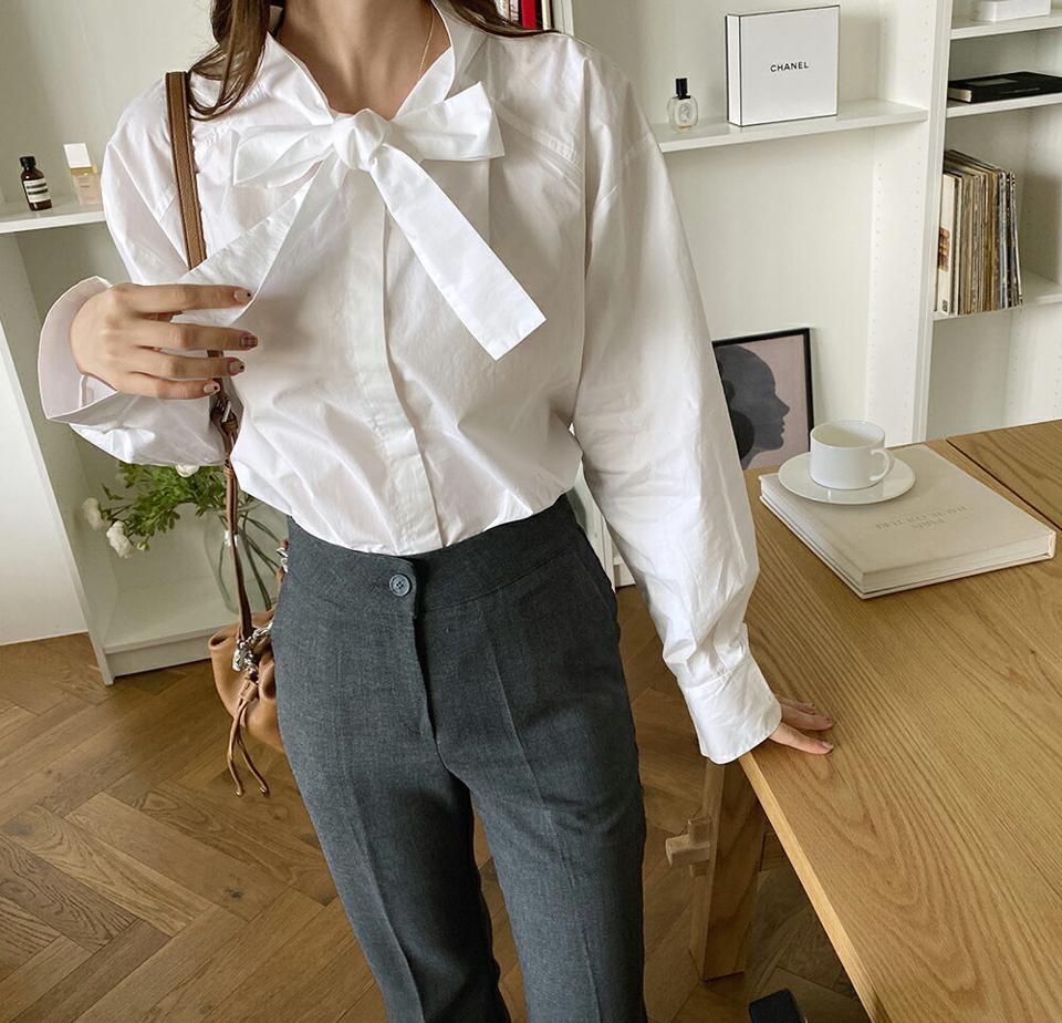 リボンブラウス・全4色・t00330 レディース 【bl】 トップス ブラウス 長袖 ネックリボン ガーリー カフス フライフロント スリット 大人 ユニーク フェミニン 上品 春 秋 韓国 ファッション ハイホリHIHOLLI