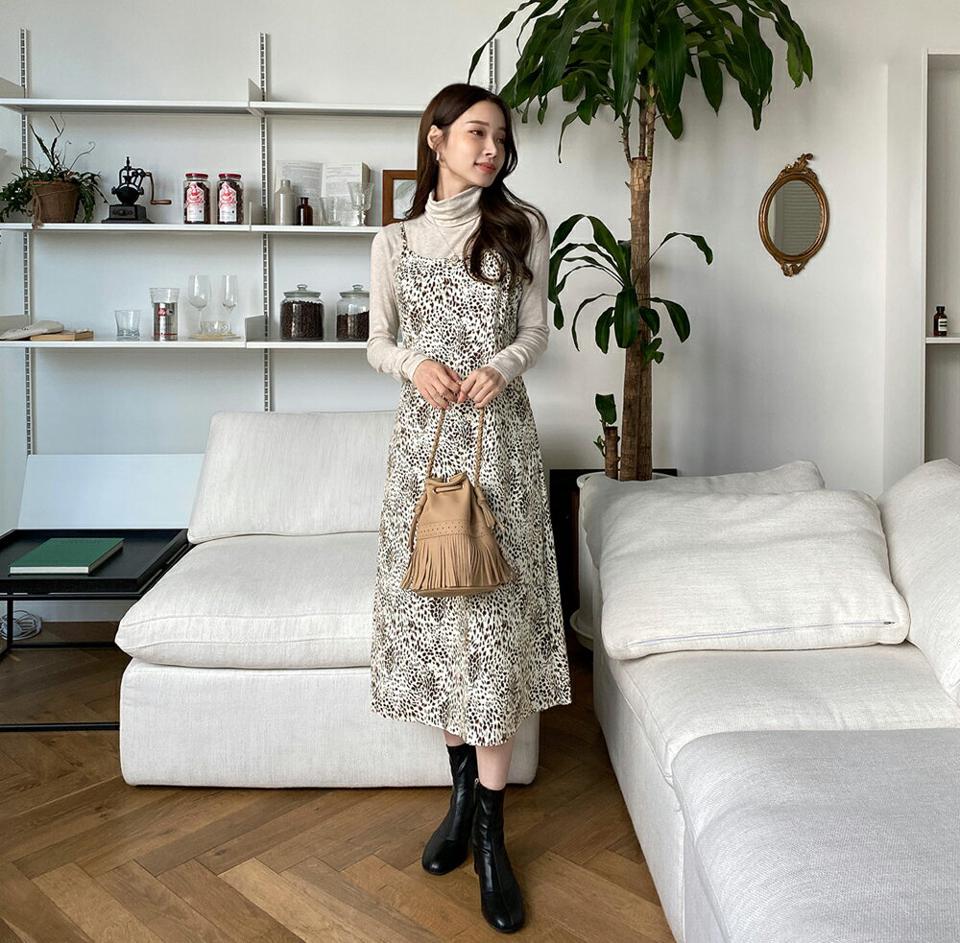 レオパードキャミソールワンピース・全2色・b00342 レディース 【ops】 ワンピース ロング ロングワンピース レオパード パターン スリーブレス 体型カバー キャミソール フェミニン キャミワンピース 春 秋 韓国 ファッション ハイホリHIHOLLI