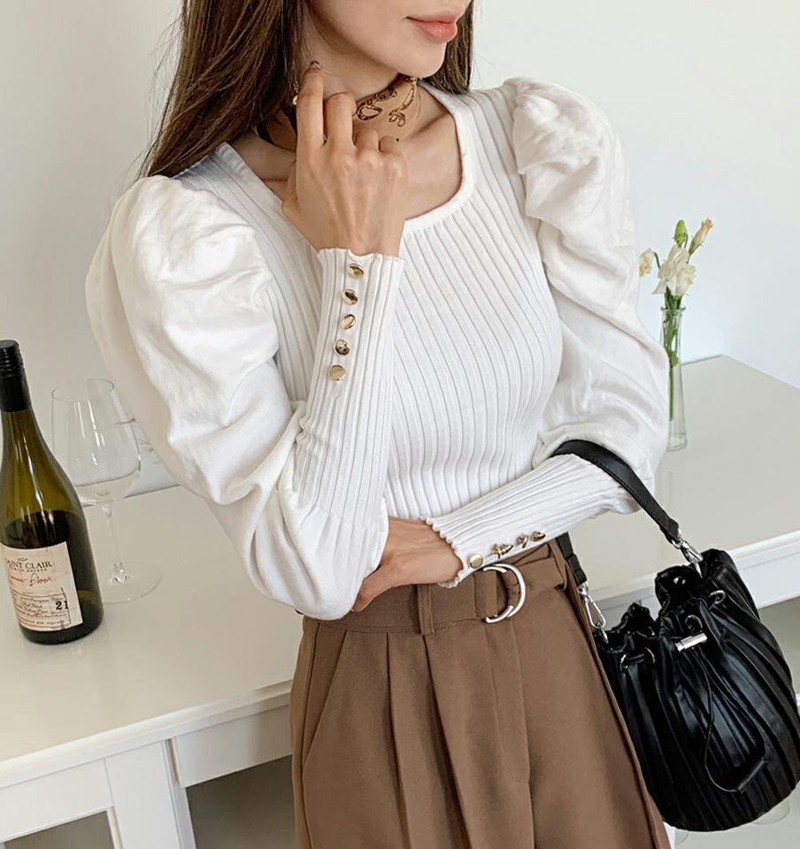 リブボタンパフニット・全3色・b58149 レディース 【tops】韓国ファッション トップス ニット 年上 大人 長袖 スクエアネック リブ ボタン パフスリーブ デコルテ クロップド丈 シンプル カラーニット フェミニン カラーアイテム 上品 秋 春