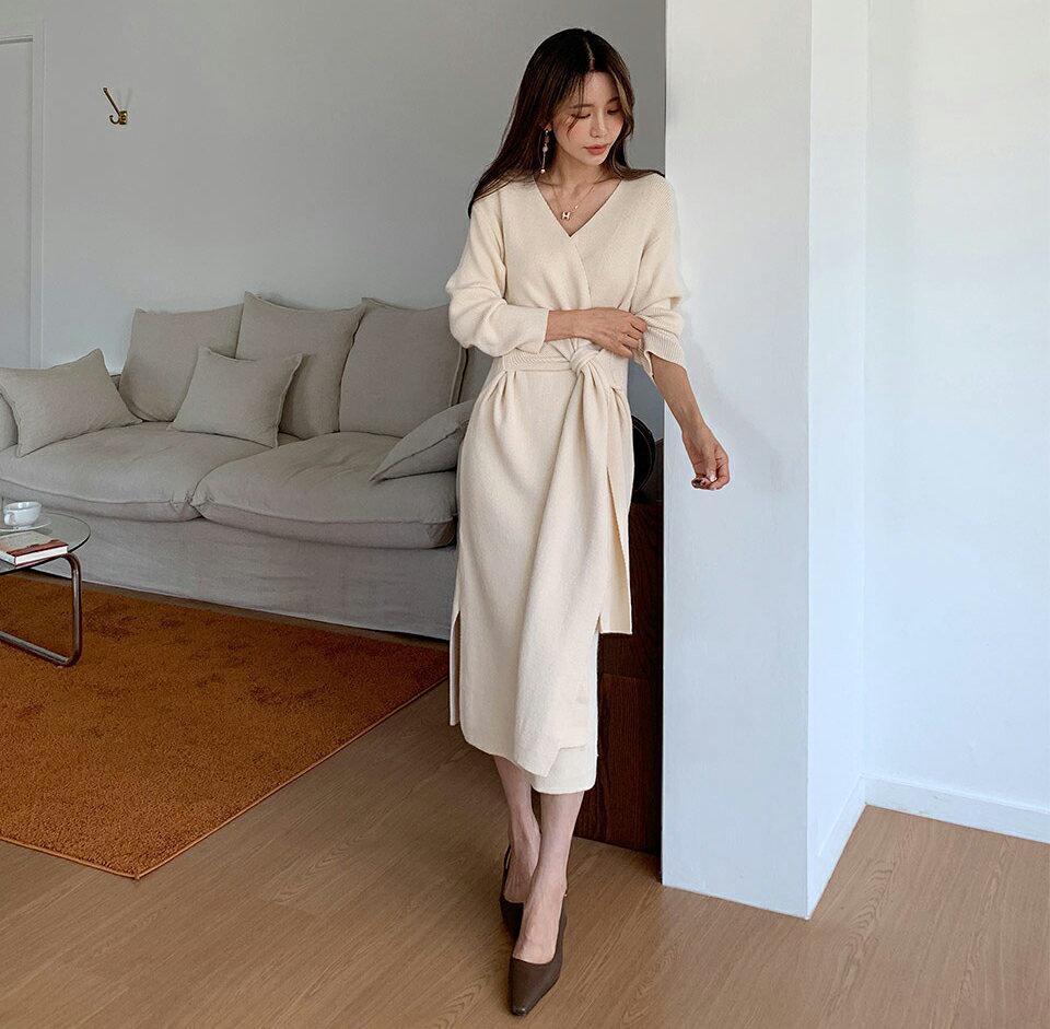 ラップニットワンピース・全4色・t58155 レディース 【ops】韓国ファッション ワンピース ロングワンピース 長袖 大人 Vネック ラップスタイル ニットワンピース ワイド ストラップ ロング丈 Aライン シンプル フェミニン 体型カバー 秋 春