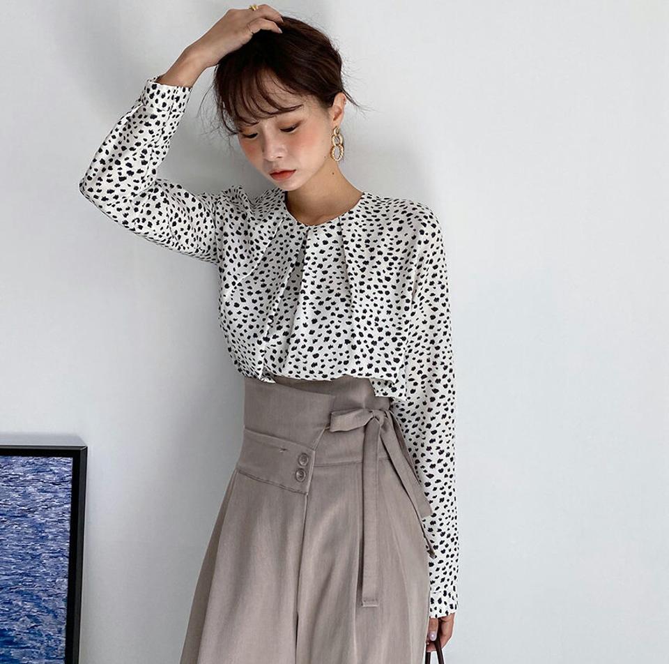 パターンブラウス・全3色・b65968 レディース 【bl】韓国ファッション トップス ブラウス 長袖 ラウンドネック 大人 レオパード アニマル風 上品 シンプル ボタン フェミニン カジュアル 体型カバー ガーリー 秋 春