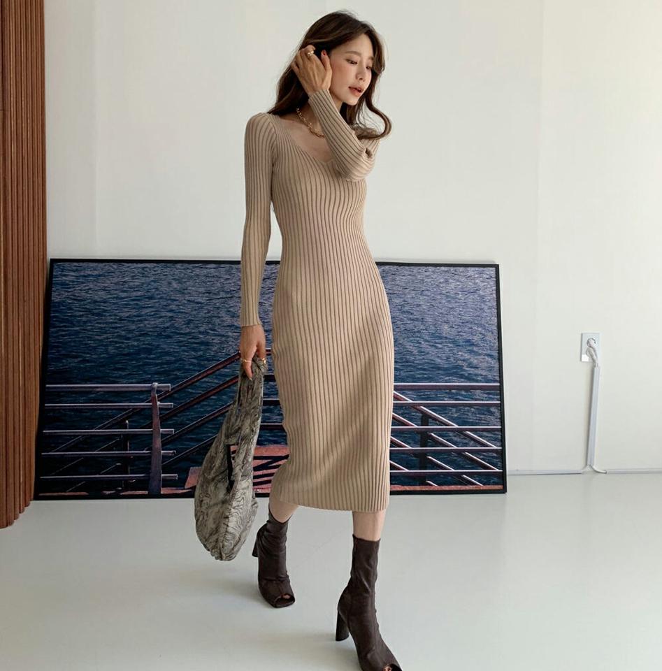 Vネックリブロングワンピース・全5色・t65973 レディース 【ops】韓国ファッション ワンピース ロング ロングワンピース 長袖 大人 Vネック リブ ニット生地 無地 ベーシック ロング丈 スリット スリム シンプル フェミニン 体型カバー 秋 春