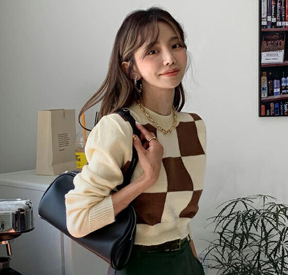 即日配送 チェッククロップドニット・全3色・b65969 レディース 【tops】韓国ファッション トップス ニット 大人 長袖 ラウンドネック チェック クロップド丈 柄ニット シンプル カジュアル ブロックチェック 柄 ルーズ ガーリー 体型カバー フェミニン 上品 秋 冬