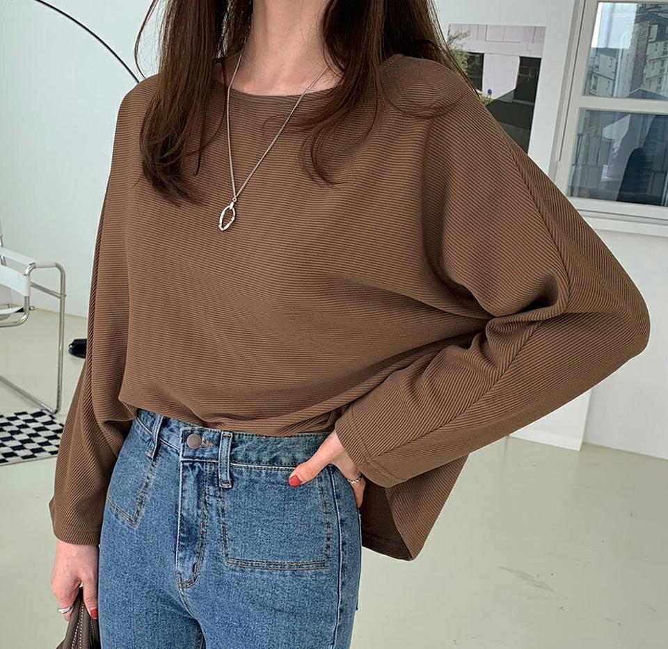 ドルマンプリーツTシャツ・全4色・t70275 レディース 【tops】 トップス Tシャツ 長袖 ドルマンスリーブ プリーツ ラウンドネック ルーズ ゆったり スリム ベーシック デイリー 体型カバー 細身 フェミニン 春 秋 韓国ファッション ハイホリHIHOLLI