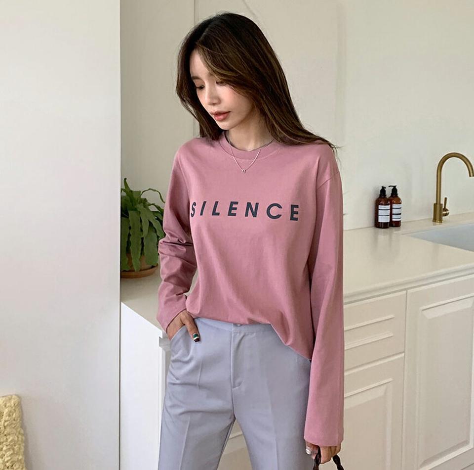 【マラソン特価】SILENCEレタリング長袖Tシャツ・全4色・b65515 レディース 【tops】韓国ファッション トップス Tシャツ 大人 長袖 ラウンドネック レタリング スリット シンプル カジュアル フェミニン 上品 デイリー 秋 春 セール