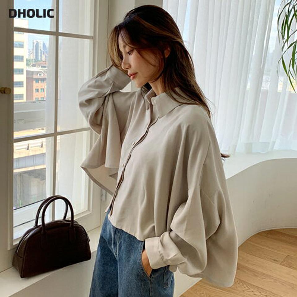 フレアクロップドシャツ・全4色・t65542 レディース 【bl】韓国ファッション トップス シャツ 長袖 クロップド丈 フレア ワイド ショート丈 ボタン 大きいサイズ ルーズ シンプル 上品 フェミニン カジュアル 高級感 体型カバー ガーリー 秋 春