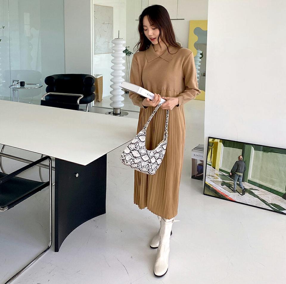 プリーツ切替ワンピース・全3色・b65525 レディース 【ops】韓国ファッション ワンピース ロングワンピース カラーネック 長袖 大人 プリーツ切替 プリーツ ロング丈 配色 コントラスト シンプル フェミニン 秋 春