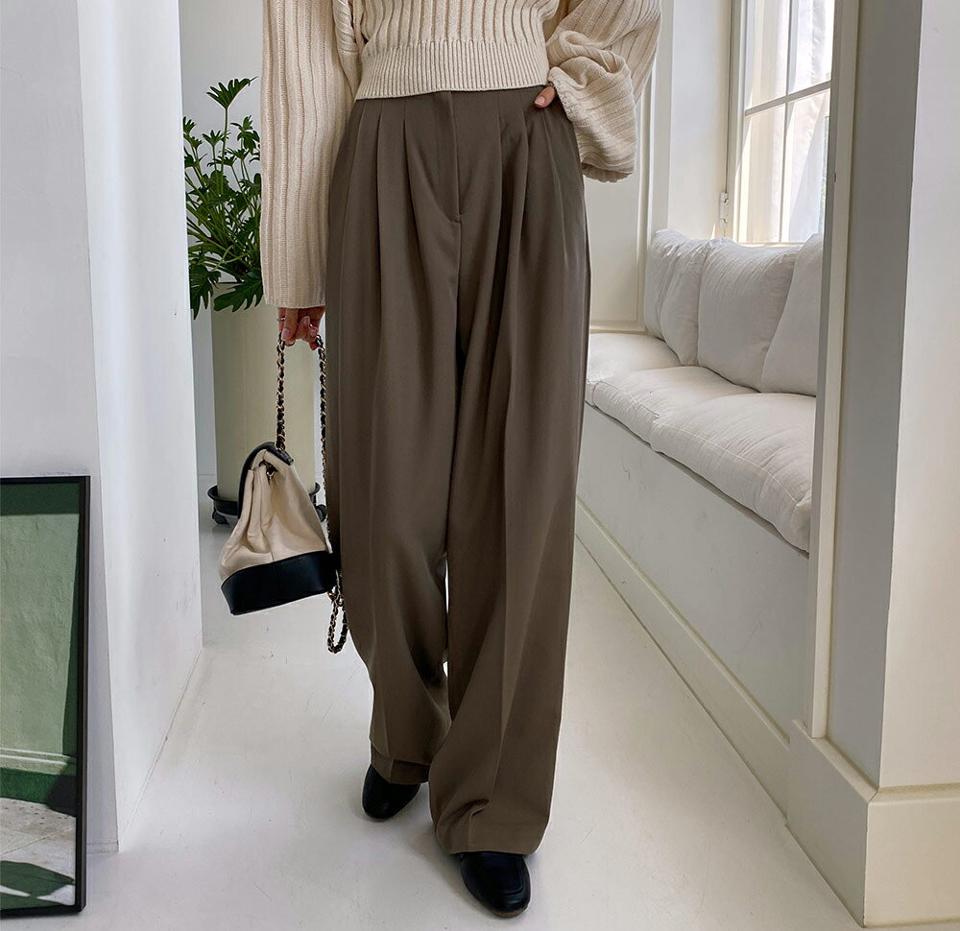 スリータックワイドスラックス・全2色・t65533 レディース 【pt】韓国ファッション ボトムス ロング ロングパンツ スラックスパンツ スラックス スリータック ワイド 無地 オフィスカジュアル デイリー 足長 美脚 フェミニン 秋 春